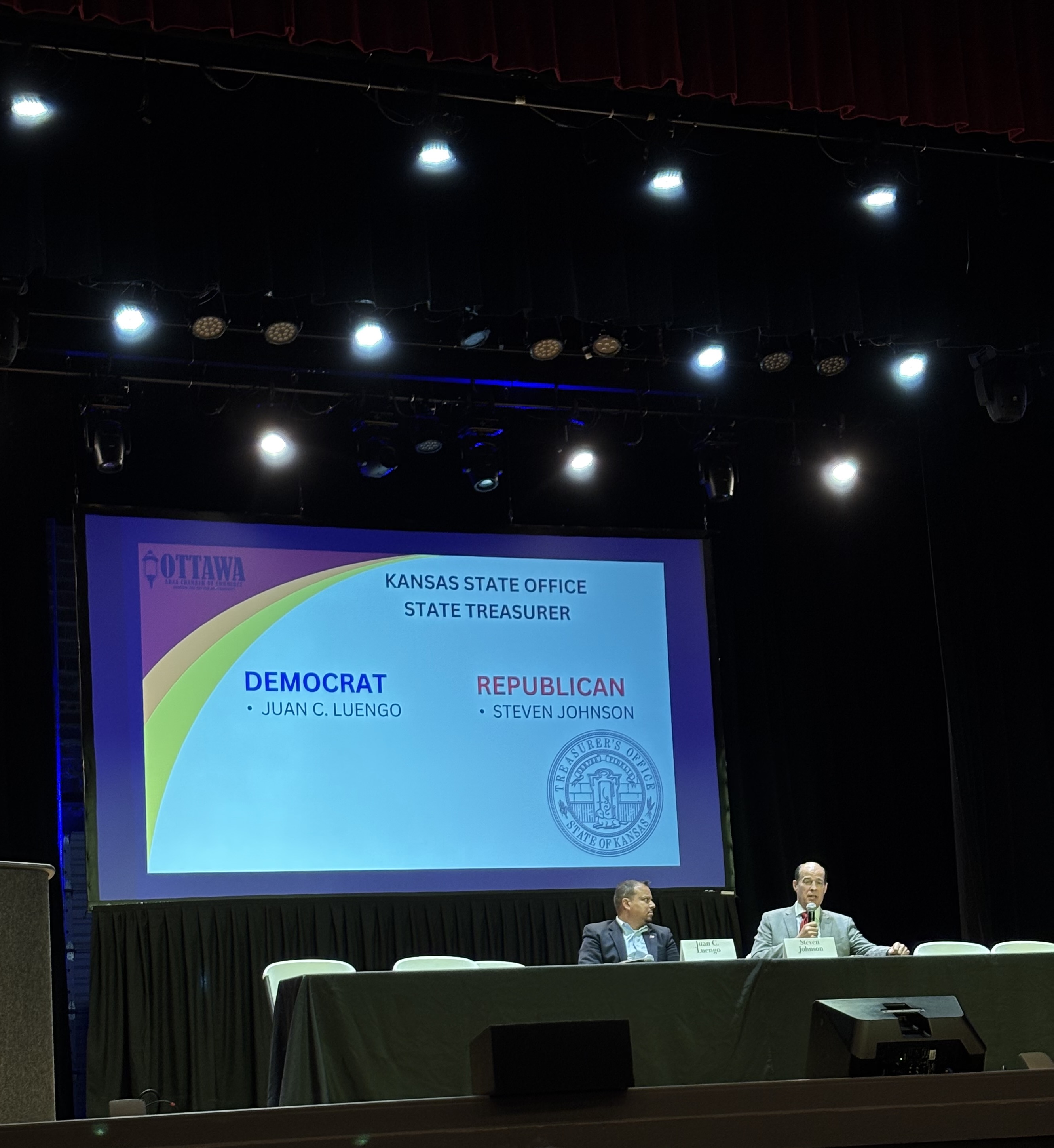 Juan speaking at the Franklin County Chamber of Commerce event